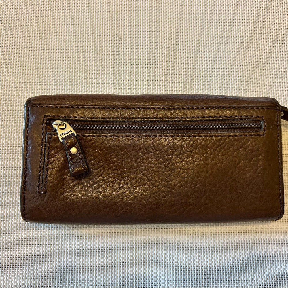 Fossil Dark Brown Leather Long Live Vintage 1954 preowned clutch/wallet - Picture 4 of 4